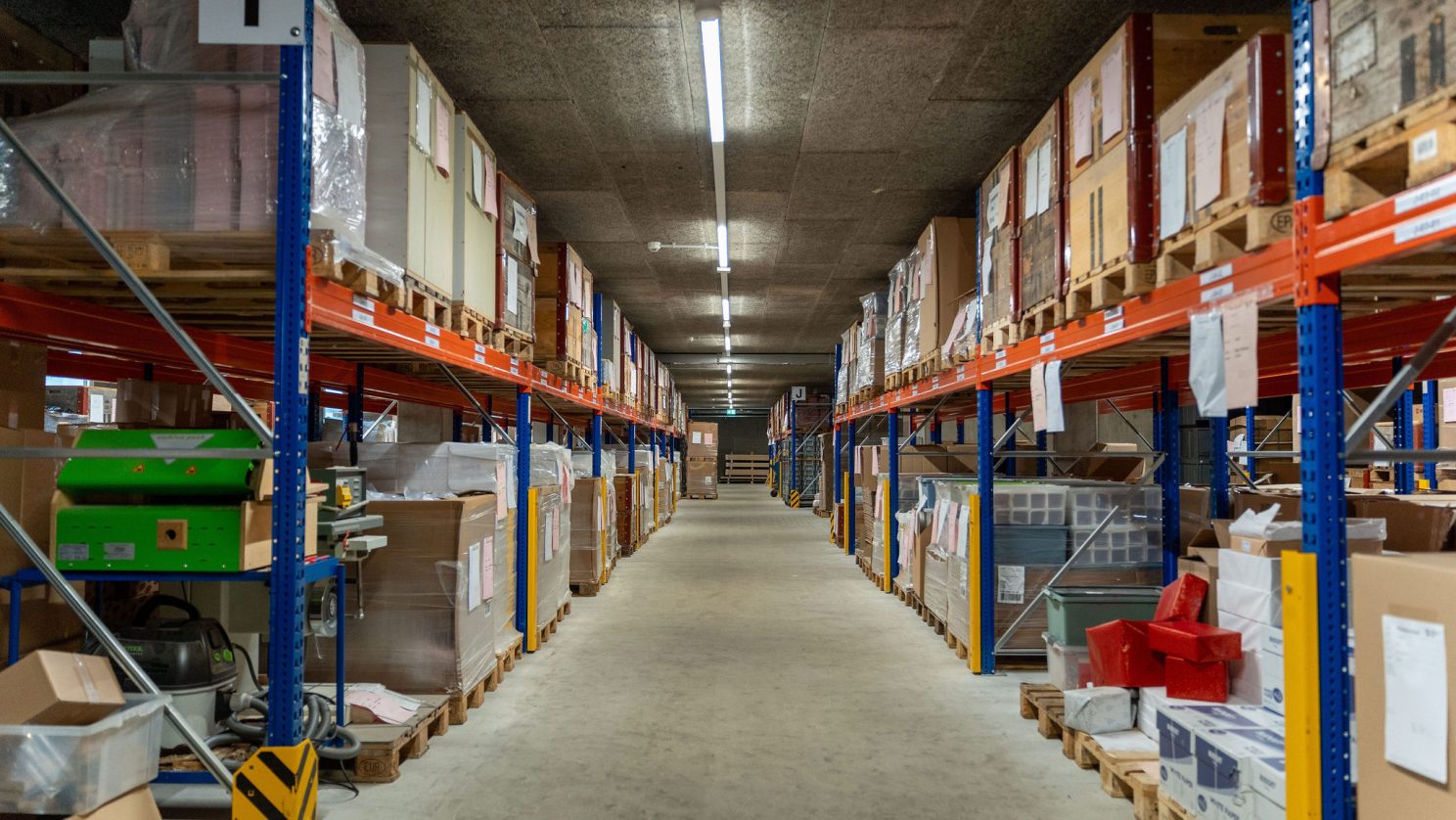 Lagerraum der MBF Logistik.