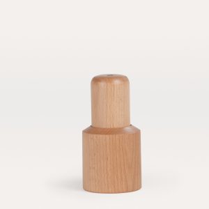 Stein Made - Kleiner Salzstreuer oder kleine Pfeffermühle aus Buche.